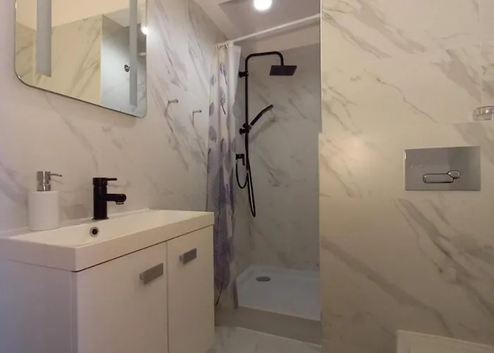 Ridii Mieszkanie Wakacyjne 800m Od Plaży - Brzeźno - Azw